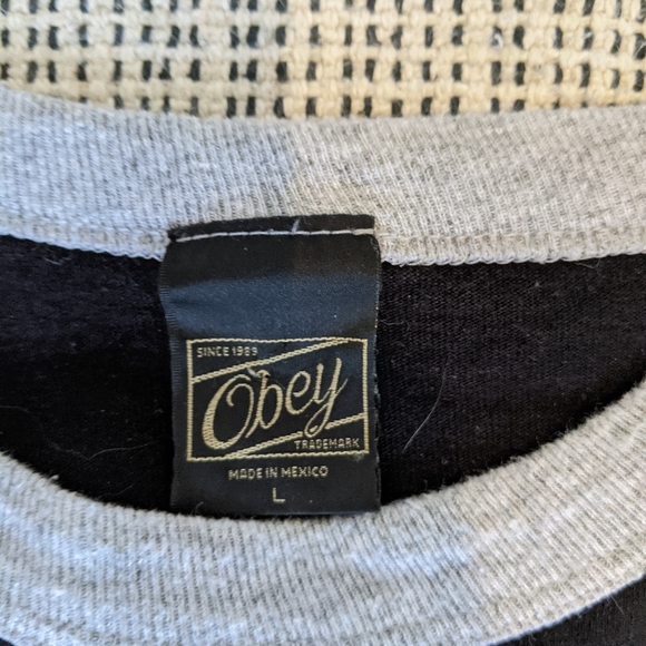 Obey - Picture 3 of 3